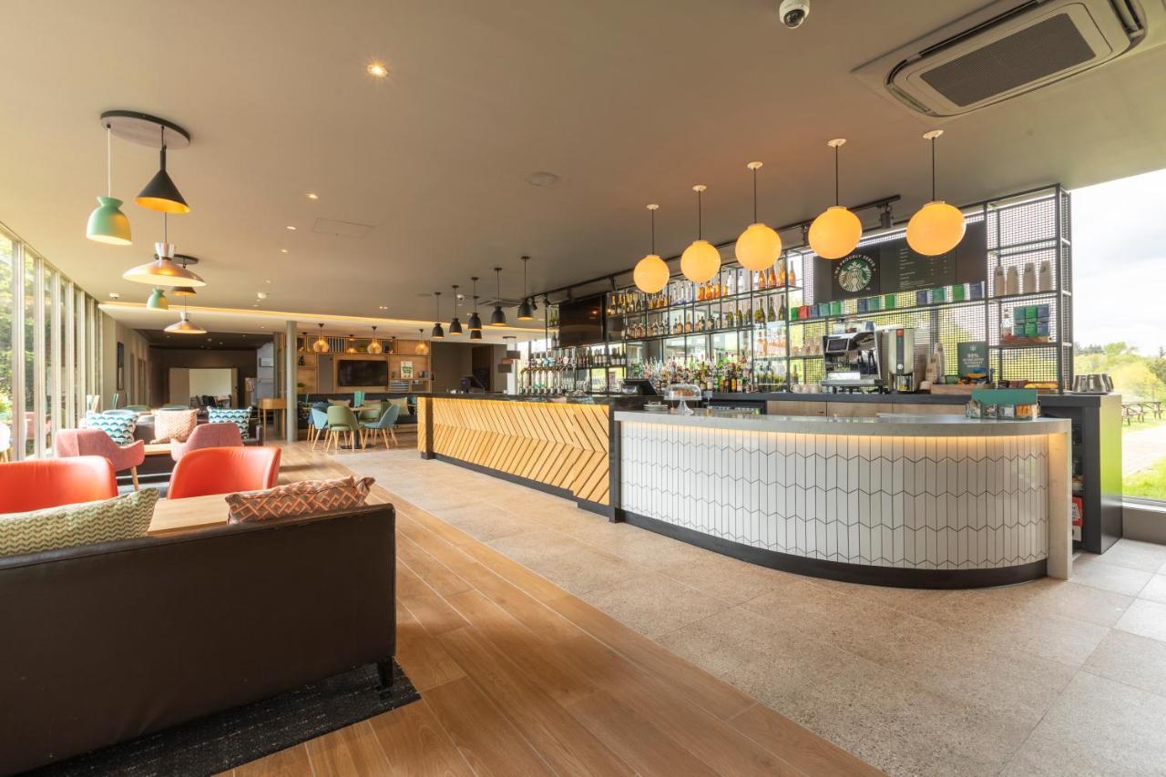 Hotel By Ihg